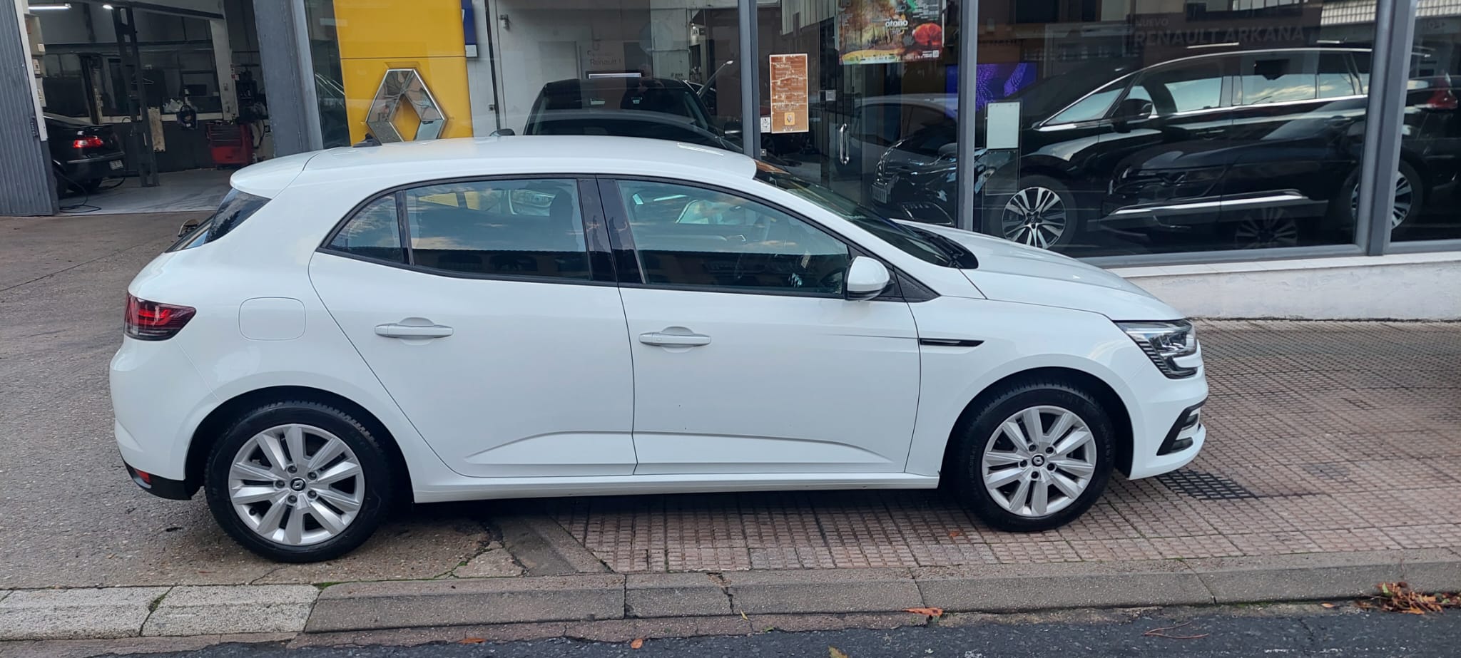 Renault - Megane